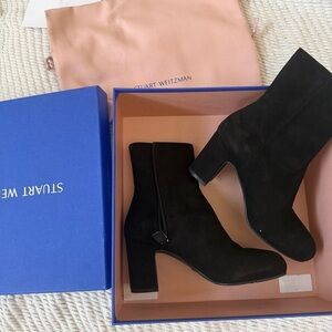 STUART WEITZMAN Gianella Black Suede Ankle Boots Block Heels size 5
